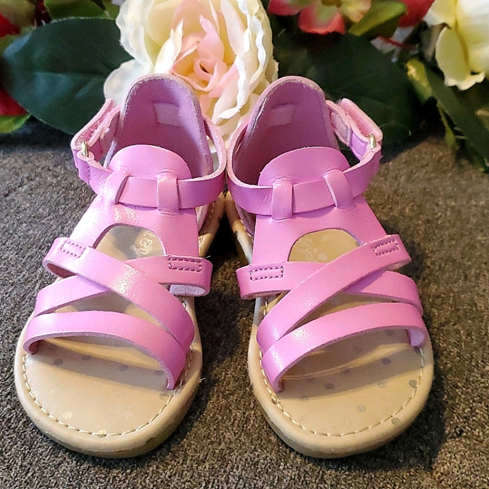 NWOT! Cat & Jack cross strap sandals